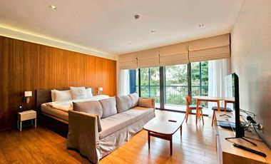 For rent 1 bed serviced apartment in Watthana, Bangkok