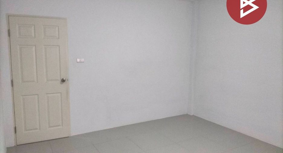 For sale 2 bedrooms townhouse in Mueang Chon Buri, Chonburi