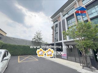 Reihenhaus zur Miete und zum Kauf mit 3 Zimmer in Bueng Kum, Bangkok