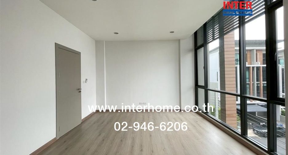 For rent and for sale 3 bedrooms townhouse in Bueng Kum, Bangkok