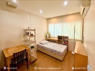 For sale 4 bedrooms townhouse in Din Daeng, Bangkok