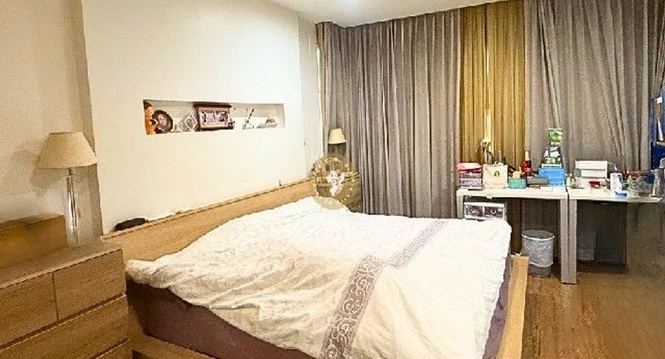 Reihenhaus zum Kauf mit 4 Zimmer in Din Daeng, Bangkok