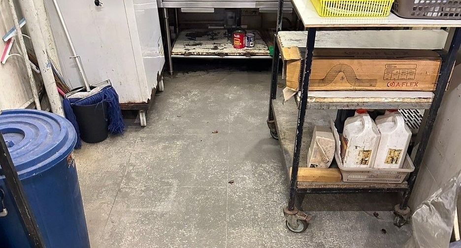 Gewerbefläche zur Miete und zum Kauf in Bang Rak, Bangkok