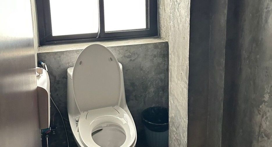Gewerbefläche zur Miete und zum Kauf in Bang Rak, Bangkok