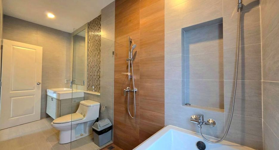 For rent 3 bedrooms house in East Pattaya, Pattaya