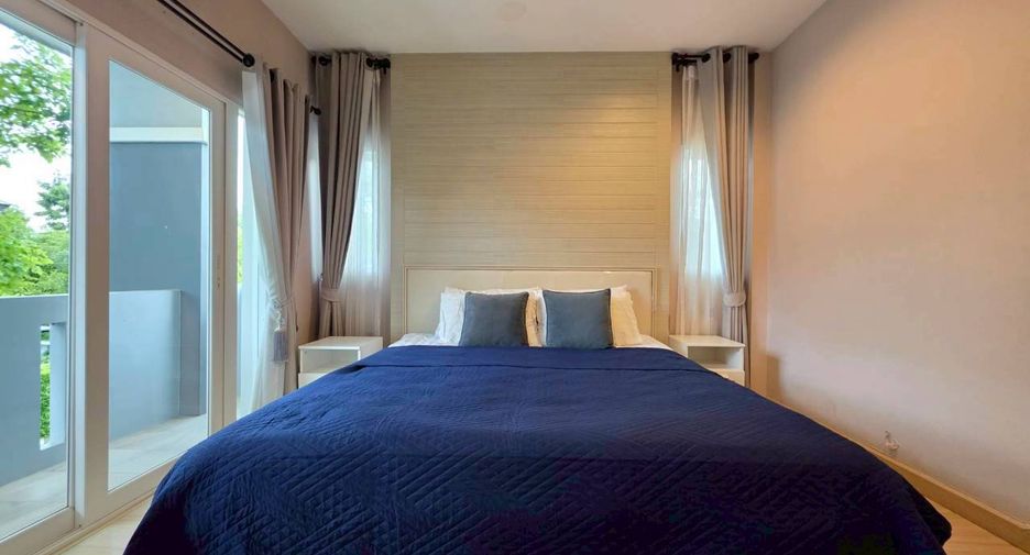 For rent 3 bedrooms house in East Pattaya, Pattaya