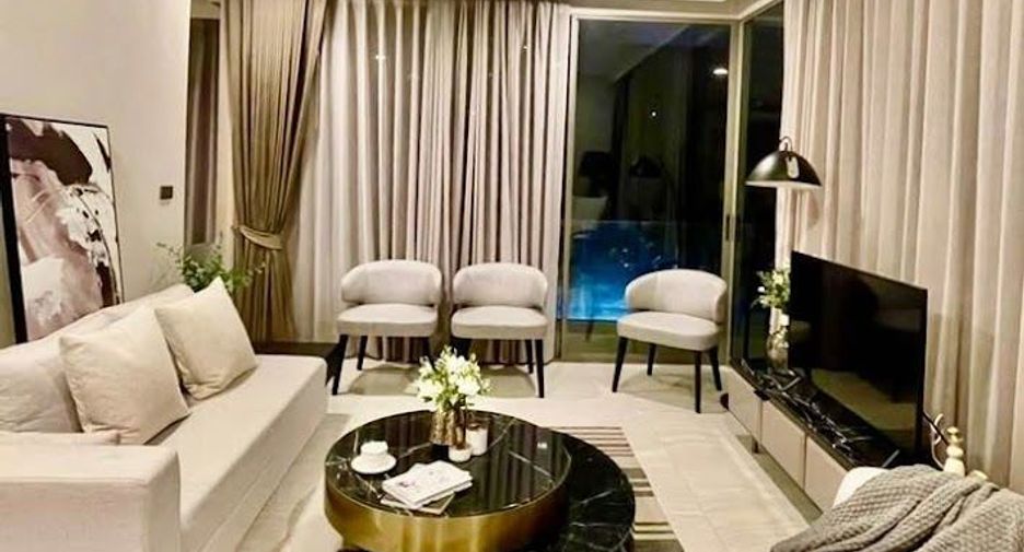Condo en alquiler de 3 habitaciones en Watthana, Bangkok