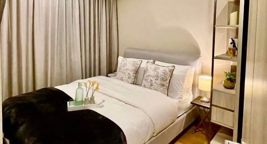 Condo en alquiler de 3 habitaciones en Watthana, Bangkok