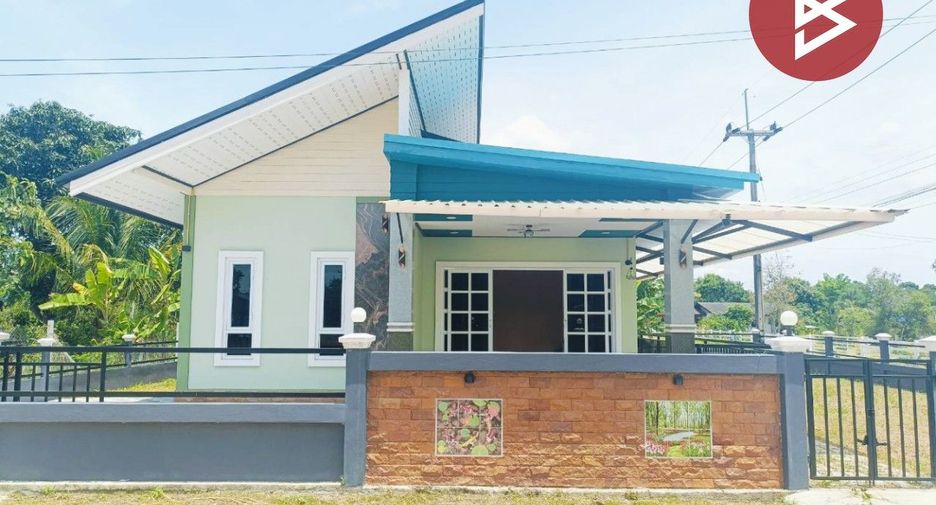 For sale 3 bedrooms house in Phanat Nikhom, Chonburi
