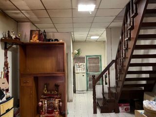 For sale 2 ベッドルーム townhouse in Saphan Sung, Bangkok