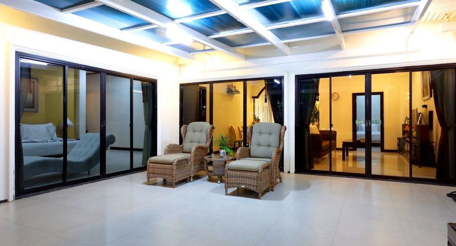 À vendre 5 chambres maison à Tha Yang, Phetchaburi