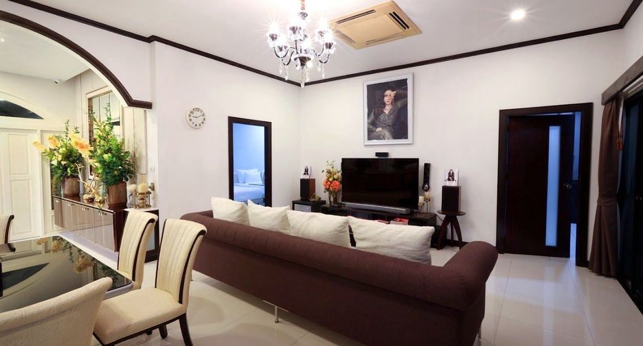À vendre 5 chambres maison à Tha Yang, Phetchaburi