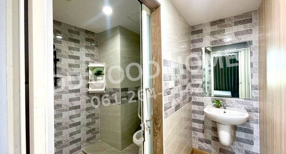 For sale 1 bed condo in Mueang Nakhon Sawan, Nakhon Sawan