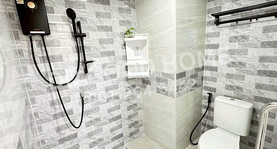 For sale 1 bed condo in Mueang Nakhon Sawan, Nakhon Sawan