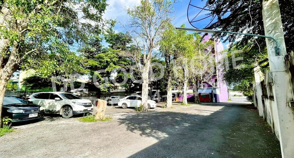 For sale 1 bed condo in Mueang Nakhon Sawan, Nakhon Sawan