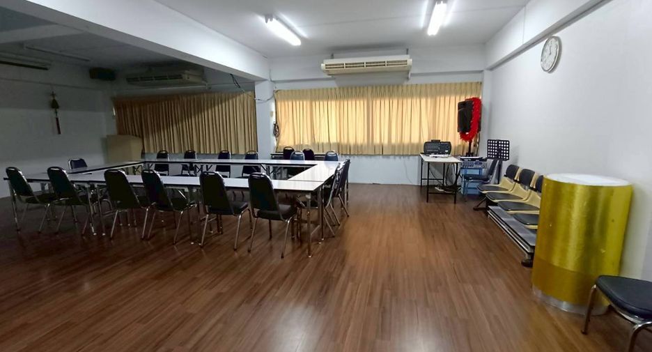 For rent and for sale 10 bedrooms retail Space in Suan Luang, Bangkok