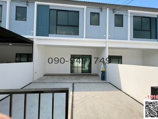 Reihenhaus zur Miete mit 3 Zimmer in Khan Na Yao, Bangkok