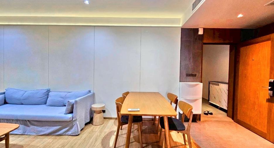 For rent 2 ベッドルーム serviced apartment in Watthana, Bangkok
