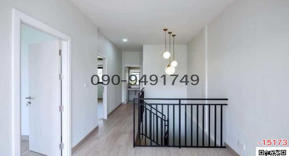 For rent 4 bedrooms townhouse in Suan Luang, Bangkok