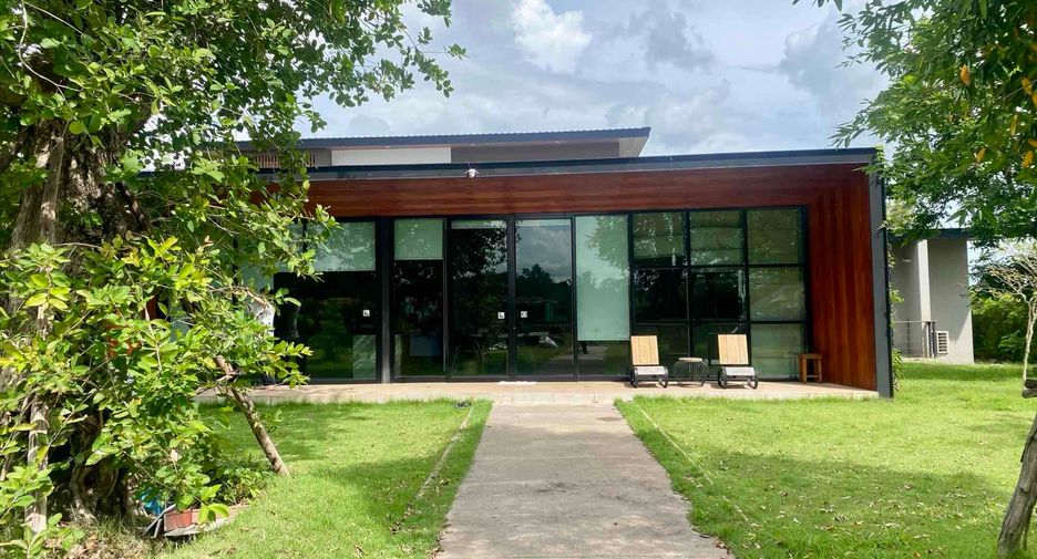 For sale 3 bedrooms house in Mueang Nong Khai, Nong Khai