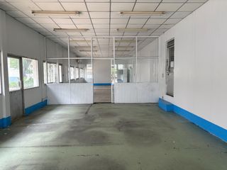 For rent warehouse in Mueang Samut Prakan, Samut Prakan