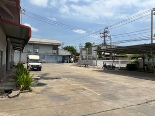 For rent warehouse in Mueang Samut Prakan, Samut Prakan