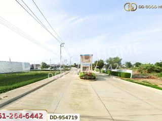 For sale 2 bedrooms townhouse in Mueang Phitsanulok, Phitsanulok