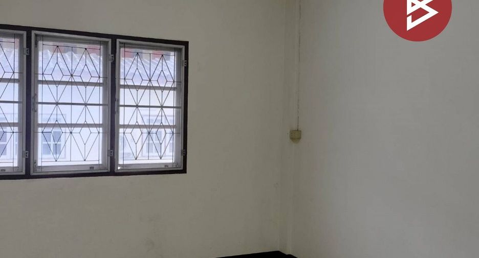 For sale 2 bedrooms townhouse in Mueang Phitsanulok, Phitsanulok