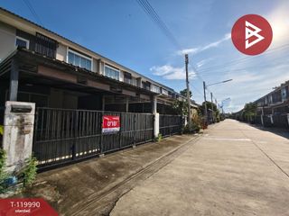 Reihenhaus zum Kauf mit 3 Zimmer in Phutthamonthon, Nakhon Pathom