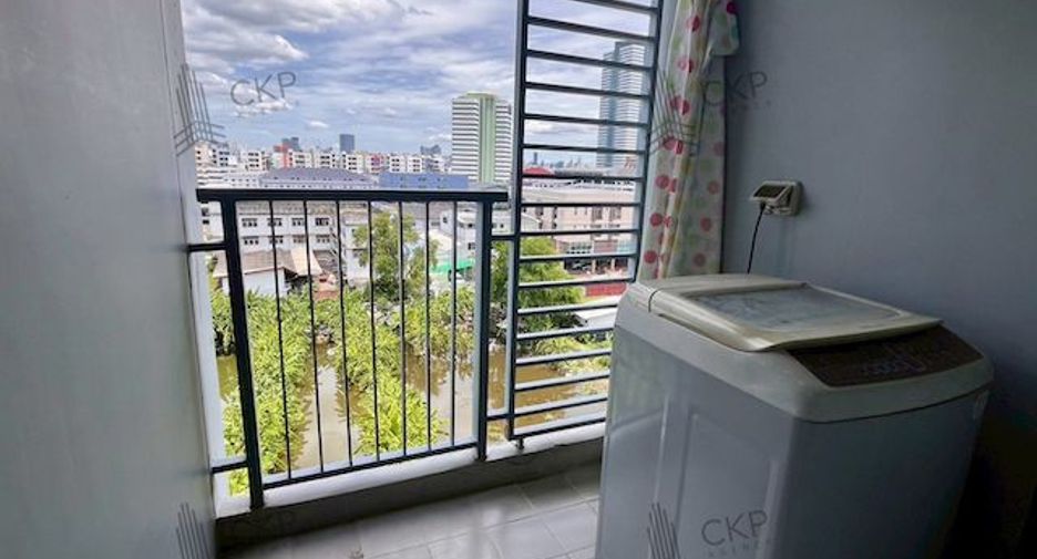 For sale 1 bed condo in Bang Na, Bangkok