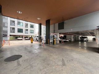 出售 1 卧室 公寓 在 Bang Na, 曼谷