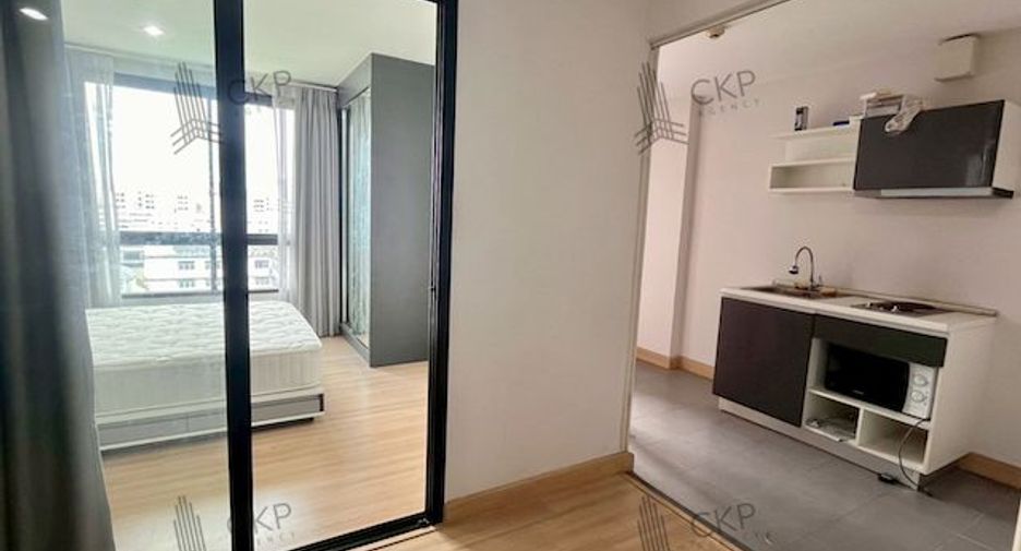 For sale 1 bed condo in Bang Na, Bangkok