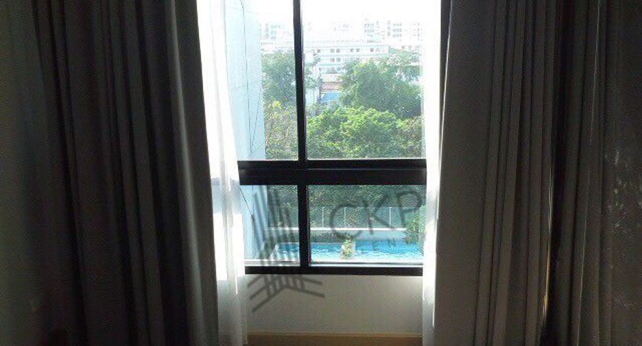 For sale 1 bed condo in Bang Na, Bangkok