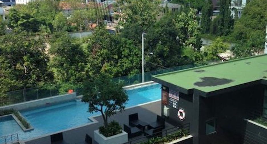 For sale 1 bed condo in Bang Na, Bangkok