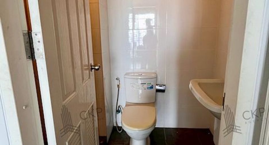 For sale 1 bed condo in Bang Na, Bangkok