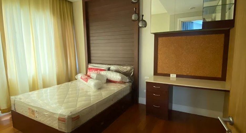 Condo en alquiler de 2 habitaciones en Khlong Toei, Bangkok