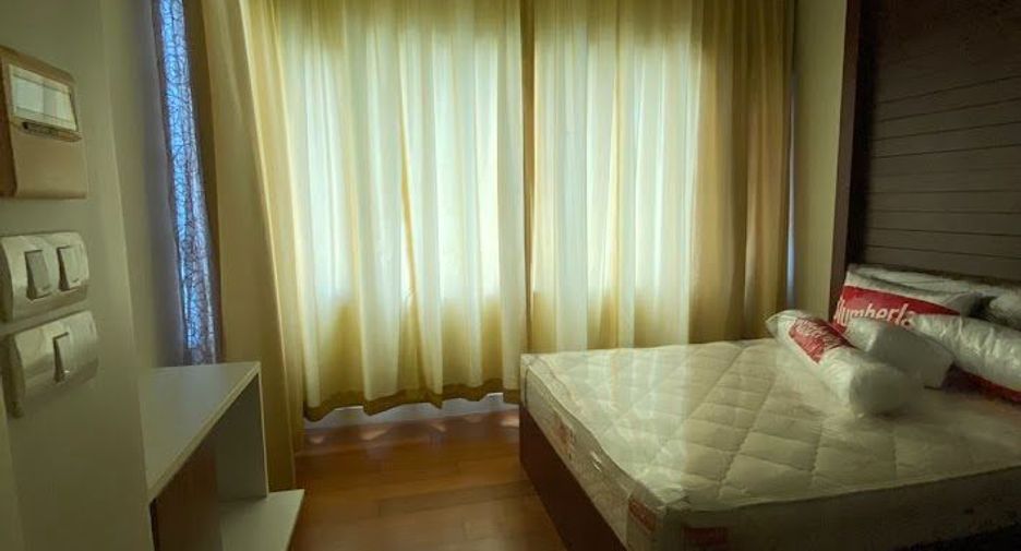 Condo en alquiler de 2 habitaciones en Khlong Toei, Bangkok
