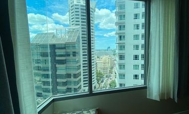 Condo en alquiler de 2 habitaciones en Khlong Toei, Bangkok