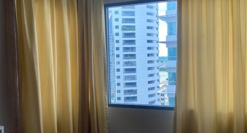Condo en alquiler de 2 habitaciones en Khlong Toei, Bangkok