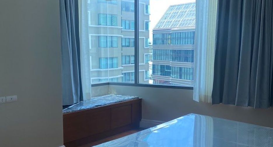 Condo en alquiler de 2 habitaciones en Khlong Toei, Bangkok