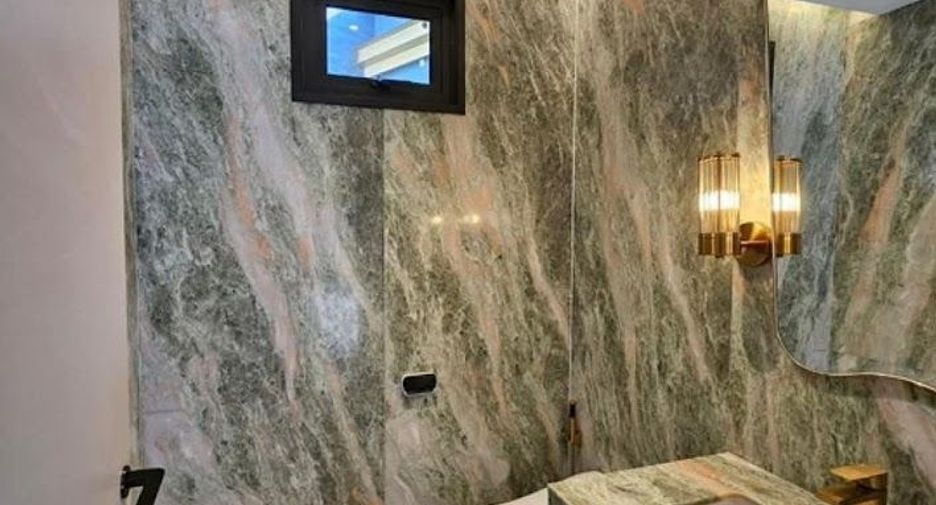 For rent 4 bedrooms condo in Wang Thonglang, Bangkok