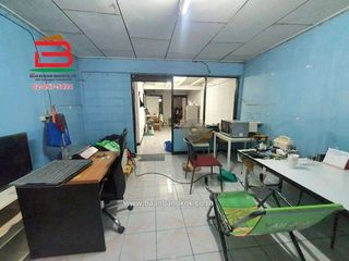 For sale 2 ベッドルーム townhouse in Chatuchak, Bangkok