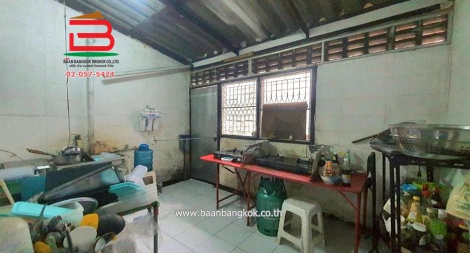 For sale 2 bedrooms townhouse in Chatuchak, Bangkok