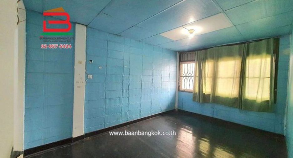 For sale 2 bedrooms townhouse in Chatuchak, Bangkok