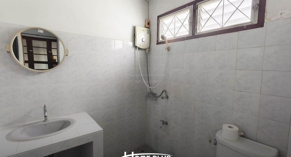 Reihenhaus zum Kauf mit 6 Zimmer in Wang Thonglang, Bangkok