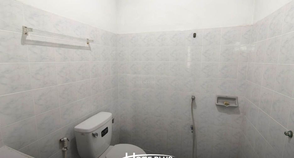Reihenhaus zum Kauf mit 6 Zimmer in Wang Thonglang, Bangkok