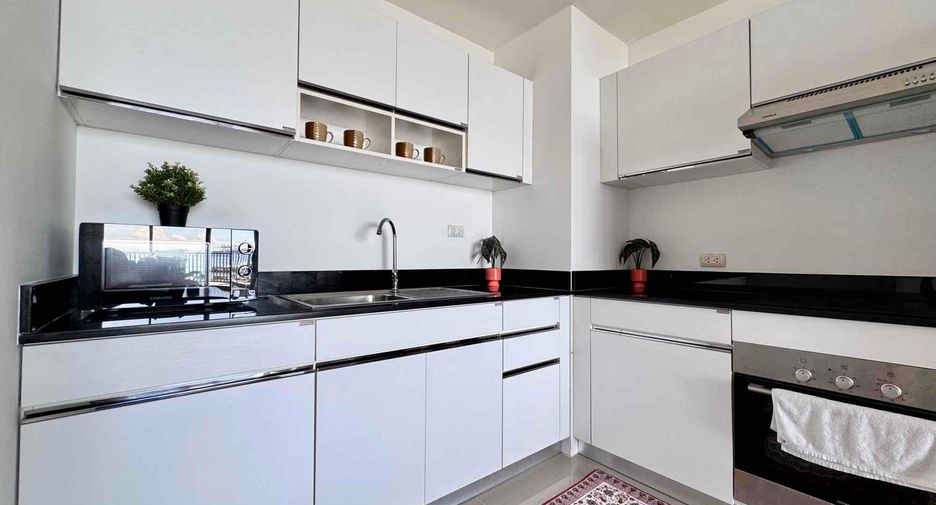 Wohnung zum Kauf mit 3 Zimmer in Si Racha, Chonburi