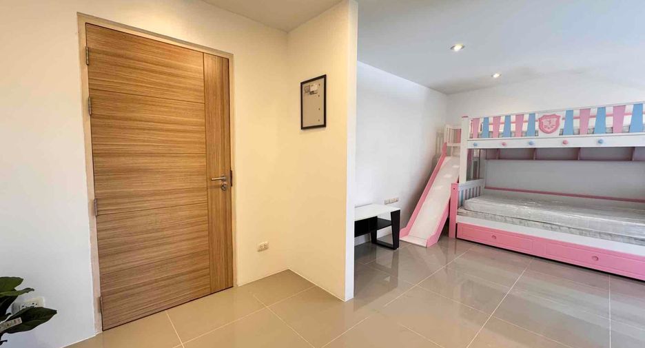 Wohnung zum Kauf mit 3 Zimmer in Si Racha, Chonburi