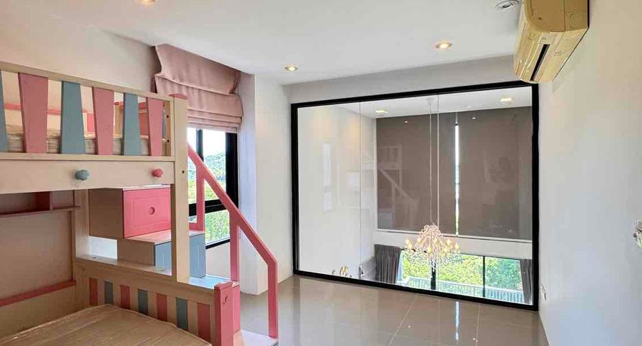 Wohnung zum Kauf mit 3 Zimmer in Si Racha, Chonburi