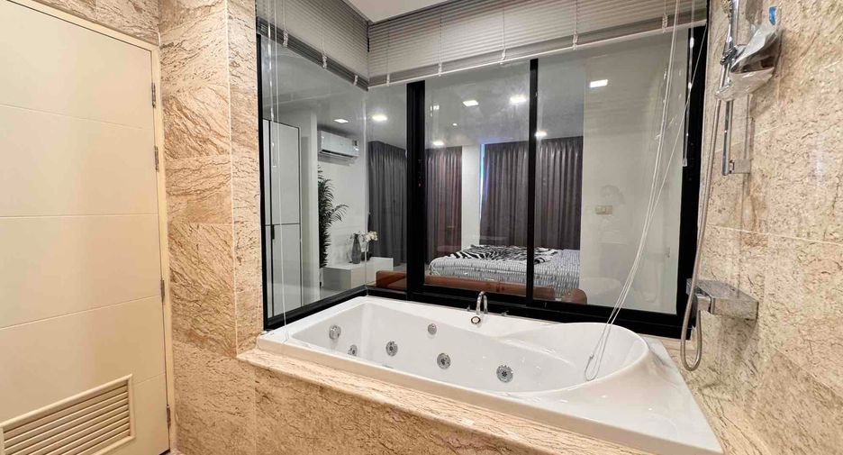 Wohnung zum Kauf mit 3 Zimmer in Si Racha, Chonburi